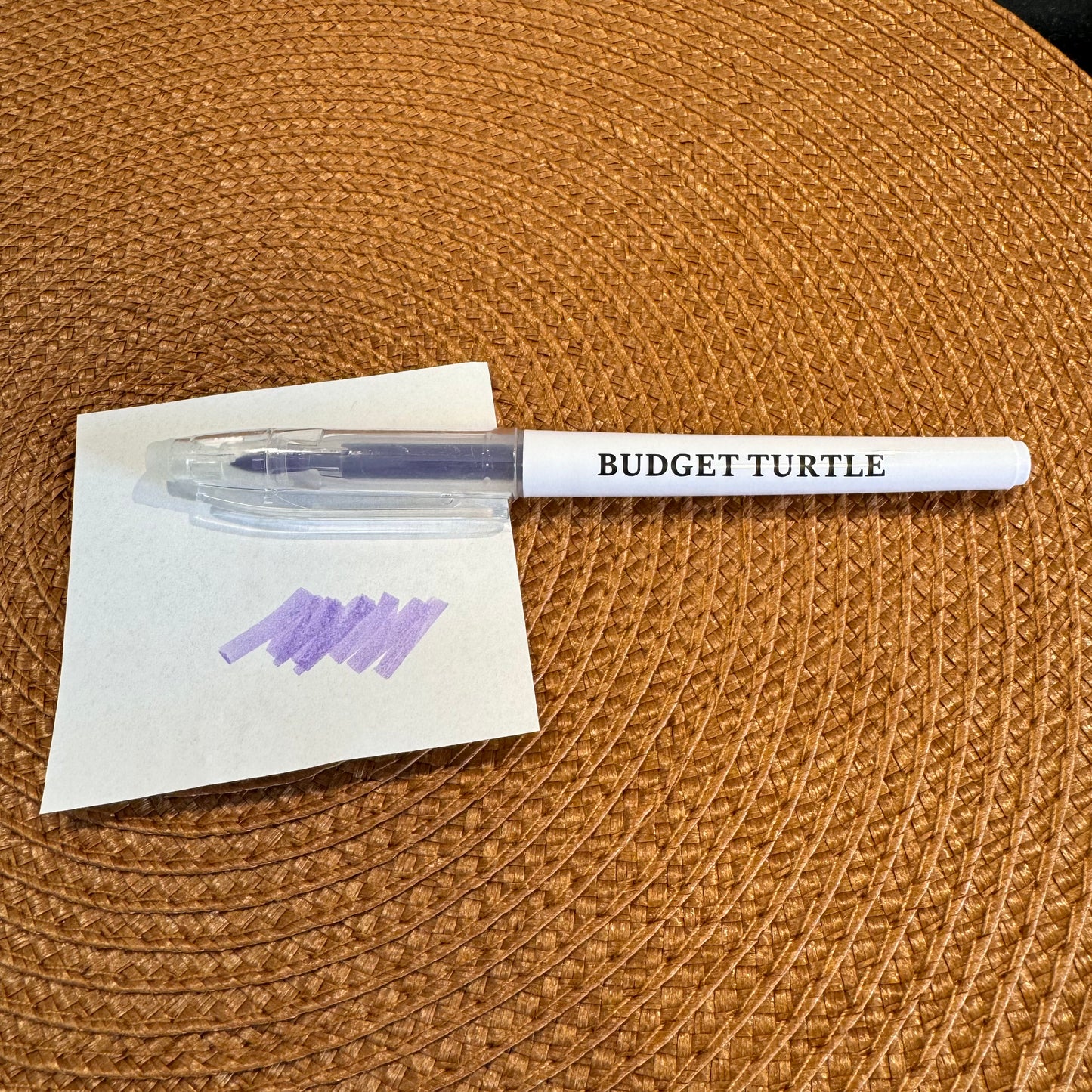 Erasable highlighter // Erasable highlighter // Budgeting accessories